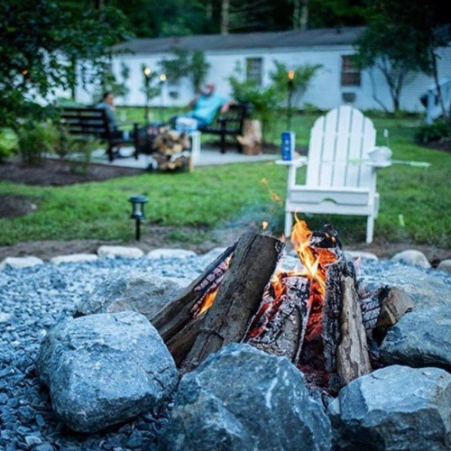 Arcady Mountain Motor Lodge image 34